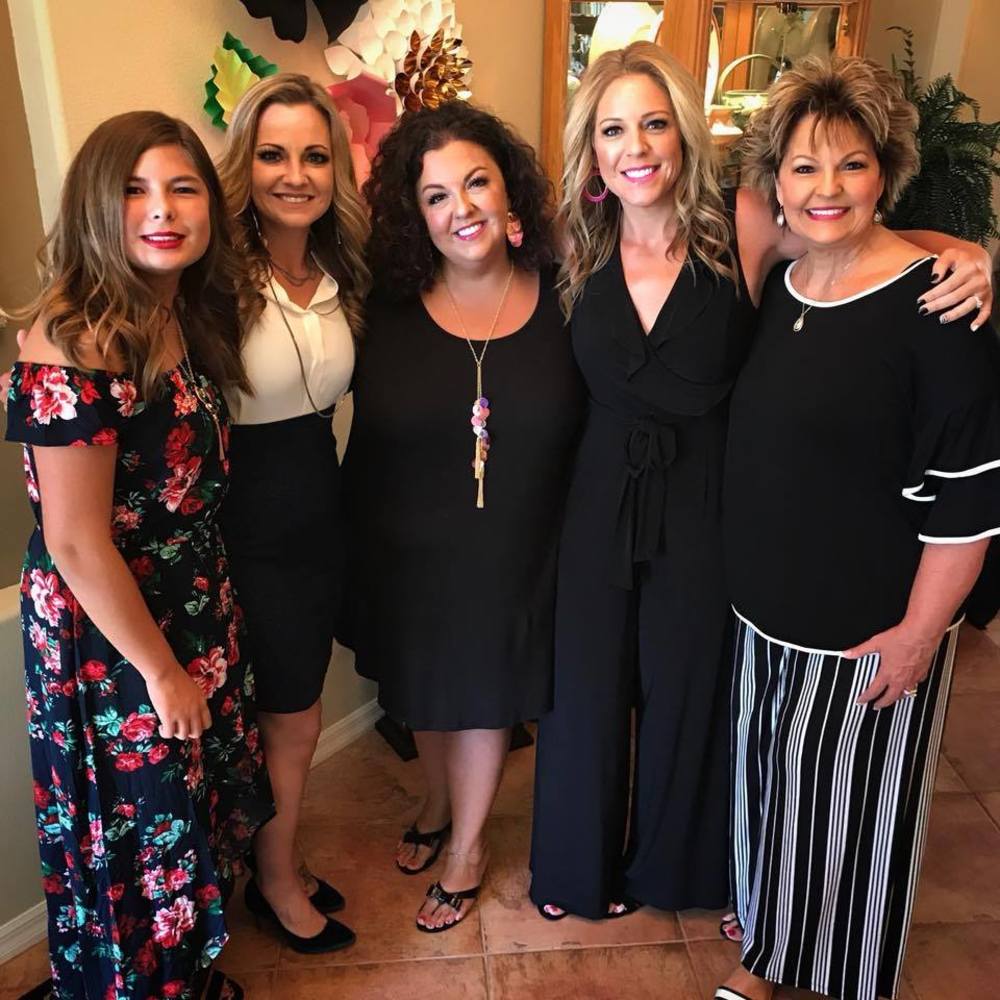 Meet your Posher, Devaron